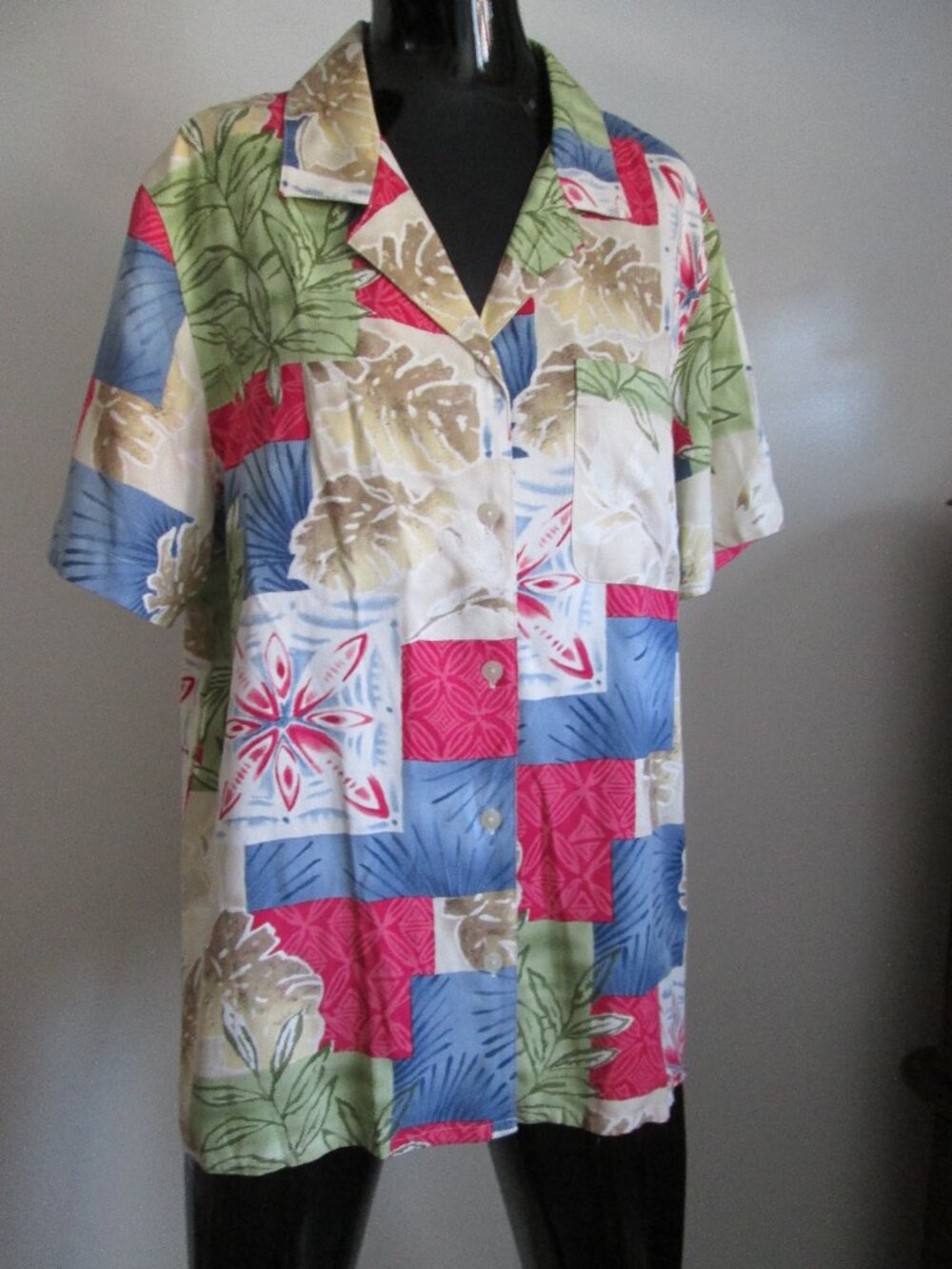 NWT Alfred Dunner 100% Rayon floral print tunic shirt